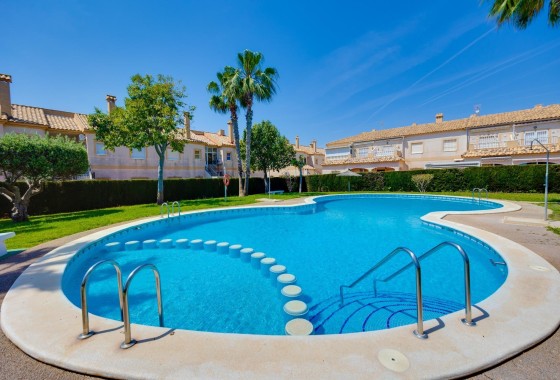 Resale - Wohnung / Appartement -
Torrevieja - Aguas Nuevas