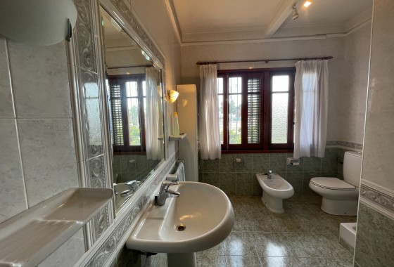 Venta - Chalet Independiente -
Benejúzar - Comunidad Valenciana