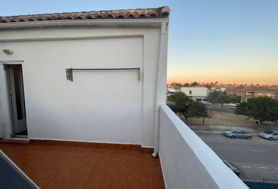Resale - Freistehende Villa -
Almoradí