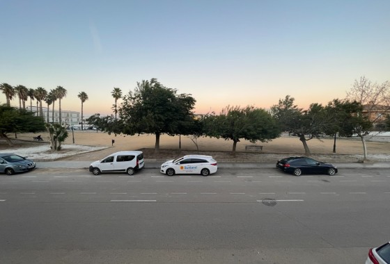 Resale - Freistehende Villa -
Almoradí