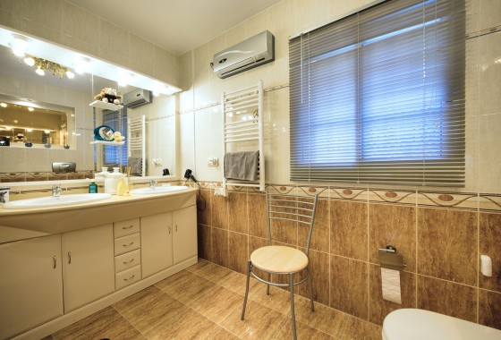 Herverkoop - Vrijstaande Villa -
Ciudad Quesada - Rojales - Benimar