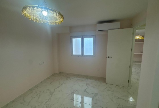 Venta - Apartamento / Piso -
Torrevieja - Costa Blanca