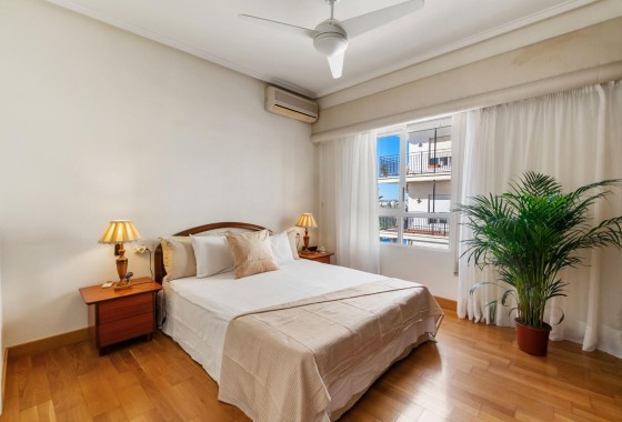 Herverkoop - Appartement / Flat -
Torrevieja - Costa Blanca