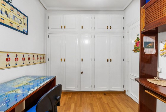 Herverkoop - Appartement / Flat -
Torrevieja - Costa Blanca