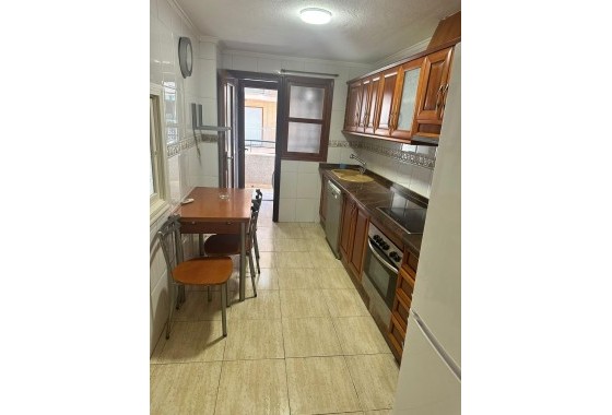 Sprzedaż - Apartament / Mieszkanie -
Torrevieja - El Acequión - Los Náufragos