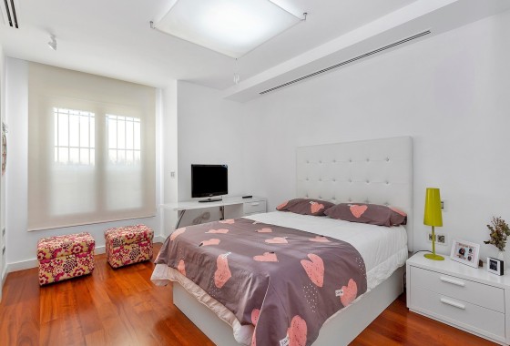 Sale - Detached Villa -
Algorfa - La Finca Golf Resort