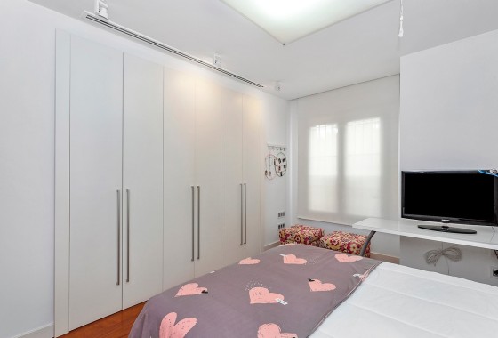 Sale - Detached Villa -
Algorfa - La Finca Golf Resort