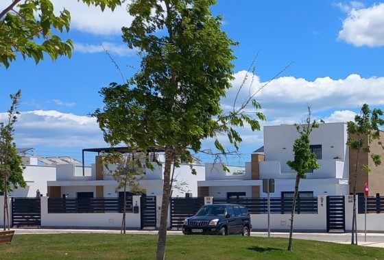 Revente - Villa Individuelle -
Roldan - Inland