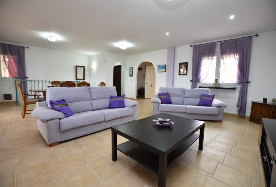 Sale - Detached Villa -
Algorfa - Montemar