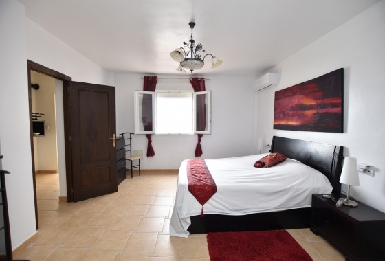 Sale - Detached Villa -
Algorfa - Montemar