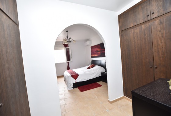 Sale - Detached Villa -
Algorfa - Montemar