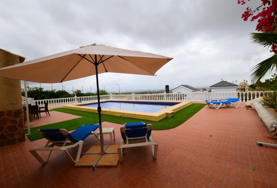 Sale - Detached Villa -
Algorfa - Montemar