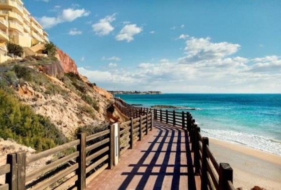 Sprzedaż - Apartament / Mieszkanie -
Villamartín - Costa Blanca