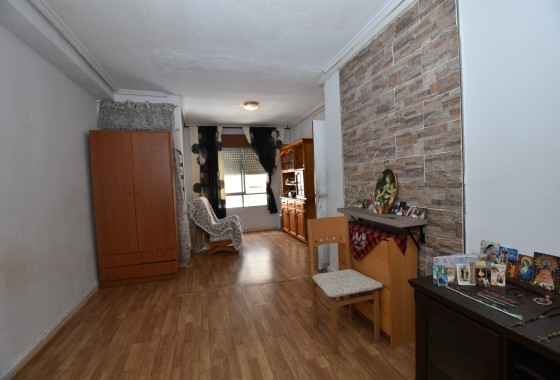 Venta - Apartamento / Piso -
Torrevieja