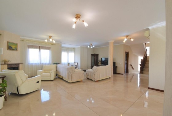 Sprzedaż - Willa wolnostojąca -
Ciudad Quesada