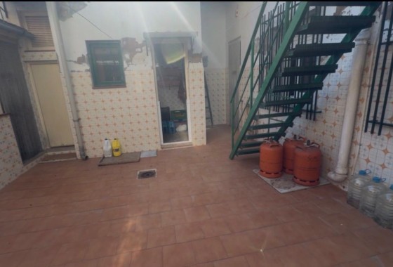 Venta - Casa de pueblo -
Los Alcazares