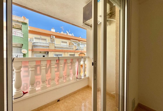 Herverkoop - Appartement / Flat -
Torrevieja - Center