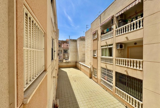 Herverkoop - Appartement / Flat -
Torrevieja - Center