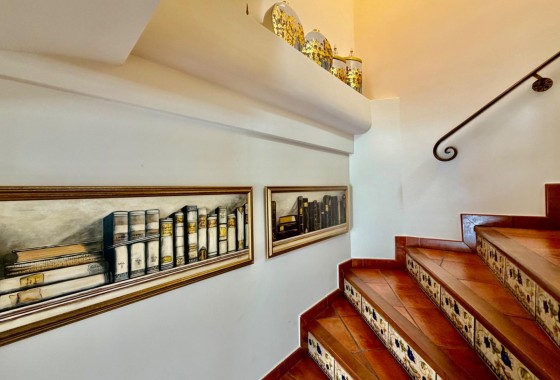Herverkoop - Halfvrijstaande villa -
Orihuela Costa - La Zenia