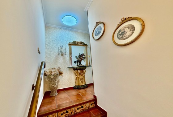 Herverkoop - Halfvrijstaande villa -
Orihuela Costa - La Zenia