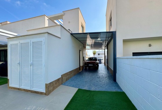 Herverkoop - Vrijstaande Villa -
San Miguel de Salinas - Bellavista