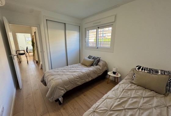 Sprzedaż - Apartament / Mieszkanie -
Pilar de la Horadada - RioMar