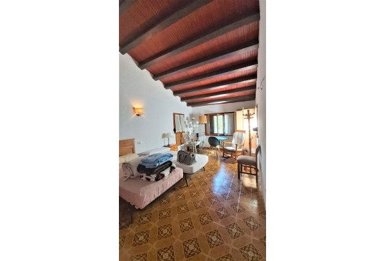 Herverkoop - Vrijstaande Villa -
Torrevieja