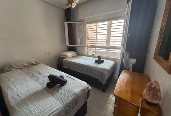 Revente - Appartement -
Torrevieja - Center