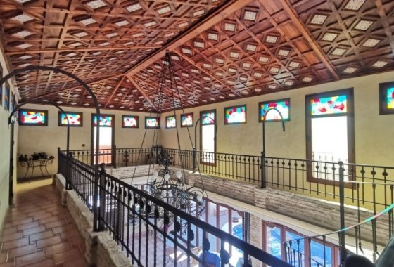 Herverkoop - Vrijstaande Villa -
Orihuela