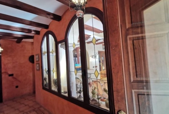 Herverkoop - Vrijstaande Villa -
Orihuela