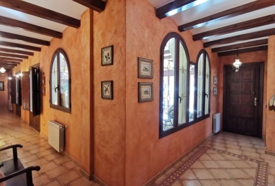 Herverkoop - Vrijstaande Villa -
Orihuela