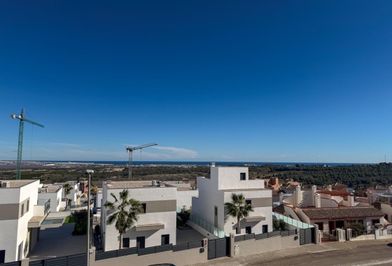 Venta - Chalet Independiente -
San Miguel de Salinas - Bellavista