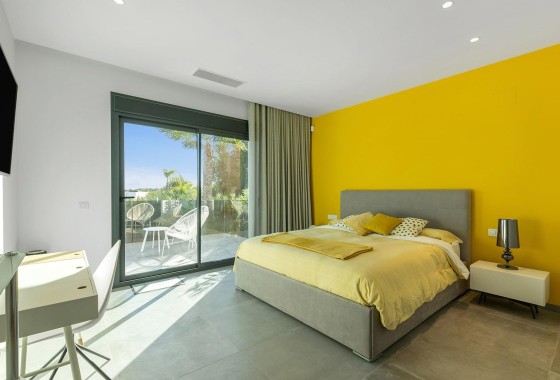 Herverkoop - Vrijstaande Villa -
Orihuela - Las Colinas Golf