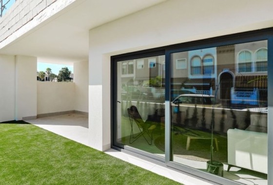 Resale - Wohnung / Appartement -
Torrevieja