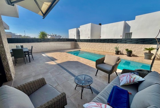 Sale - Detached Villa -
Benijofar - Pueblo 4