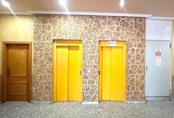 Resale - Wohnung / Appartement -
Torrevieja - Estacion de autobuses