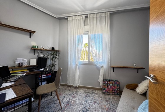 Resale - Wohnung / Appartement -
Torrevieja - Playa del Cura
