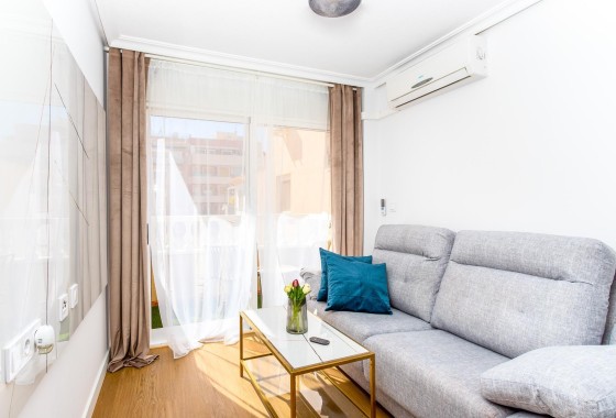 Herverkoop - Appartement / Flat -
Torrevieja - Center