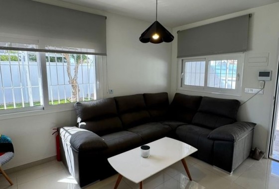 Sprzedaż - Willa wolnostojąca -
Torrevieja