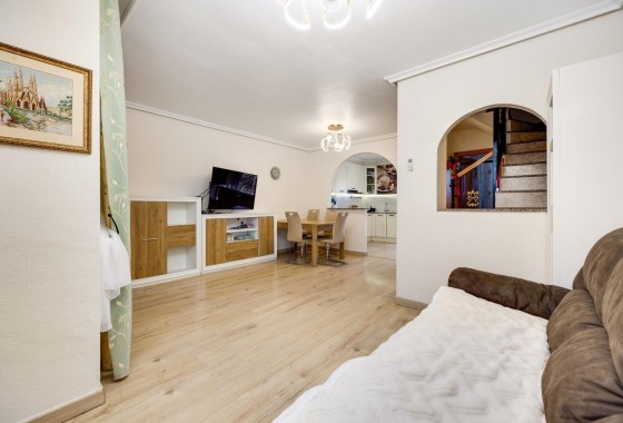 Resale - Stadthaus -
Torrevieja - Aguas Nuevas