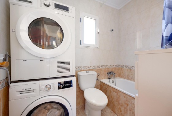 Resale - Stadthaus -
Torrevieja - Aguas Nuevas