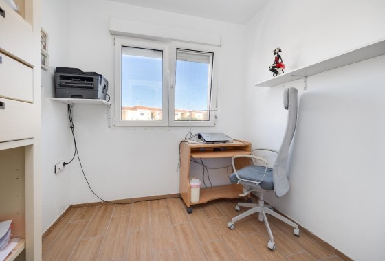 Resale - Stadthaus -
Torrevieja - Aguas Nuevas