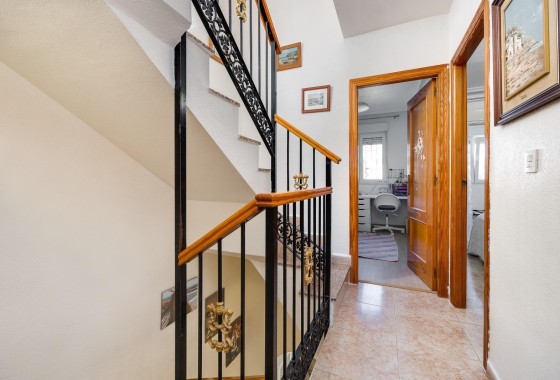 Resale - Stadthaus -
Torrevieja - Aguas Nuevas