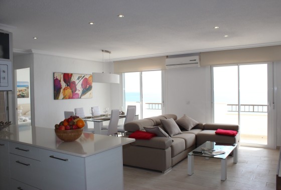 Sprzedaż - Apartament / Mieszkanie -
Mil Palmeras - Costa Blanca