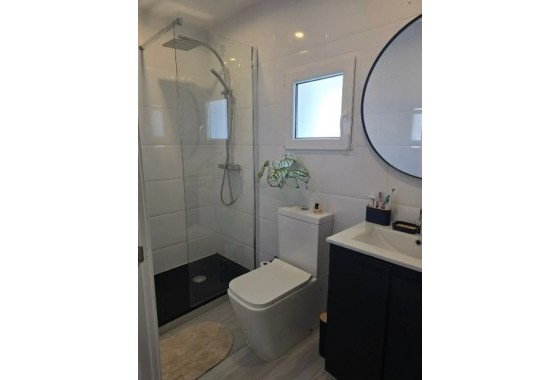 Resale - Freistehende Villa -
Rojales - Inland
