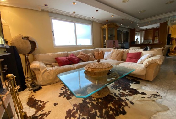 Resale - Wohnung / Appartement -
Torrevieja - Costa Blanca