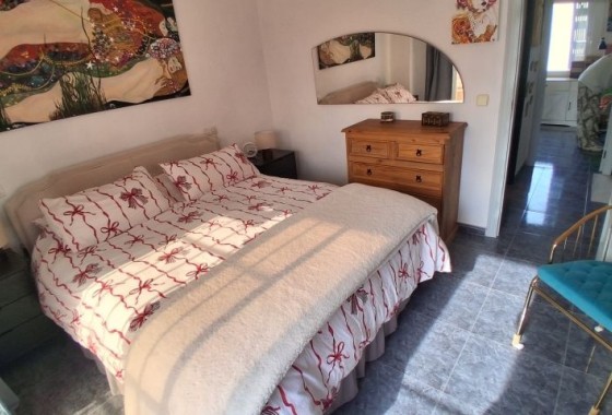 Venta - Apartamento / Piso -
Torrevieja