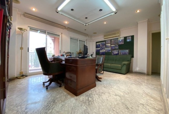 Resale - Wohnung / Appartement -
Torrevieja - Costa Blanca