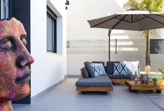 Resale - Freistehende Villa -
Algorfa