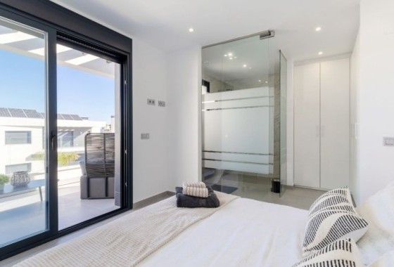 Resale - Freistehende Villa -
Algorfa